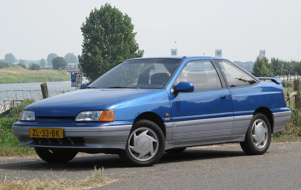 Hyundai Scoupe