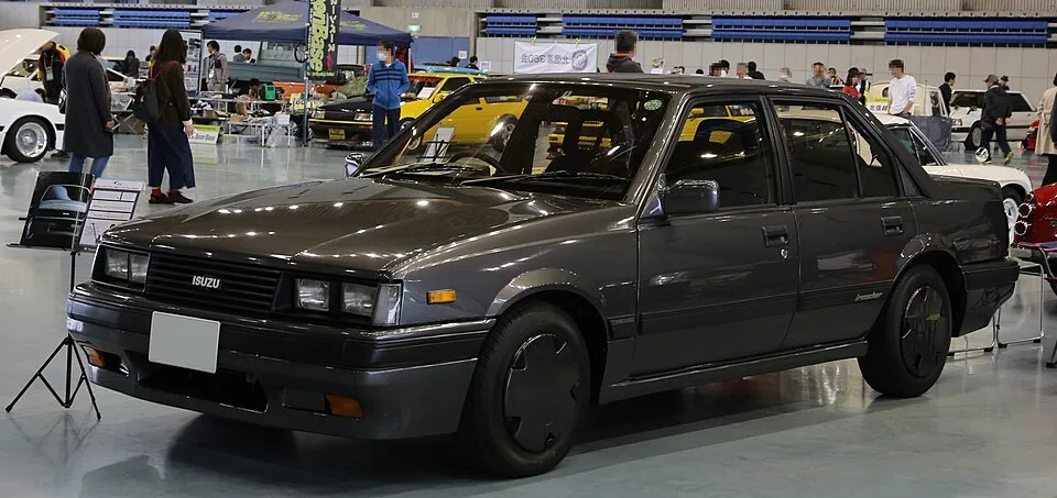 Isuzu Aska (1st gen)