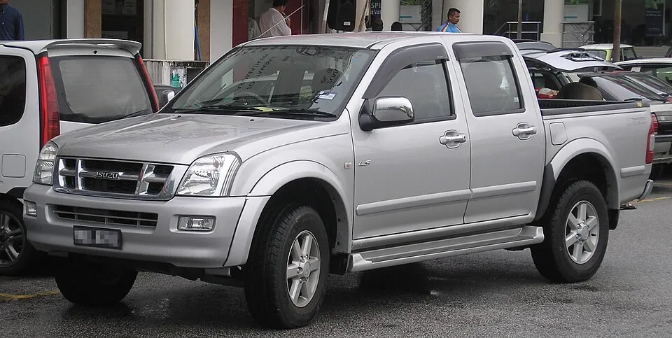 Isuzu D-Max (RA, RC)