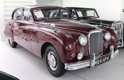 Jaguar Mark VII M (2nd gen)