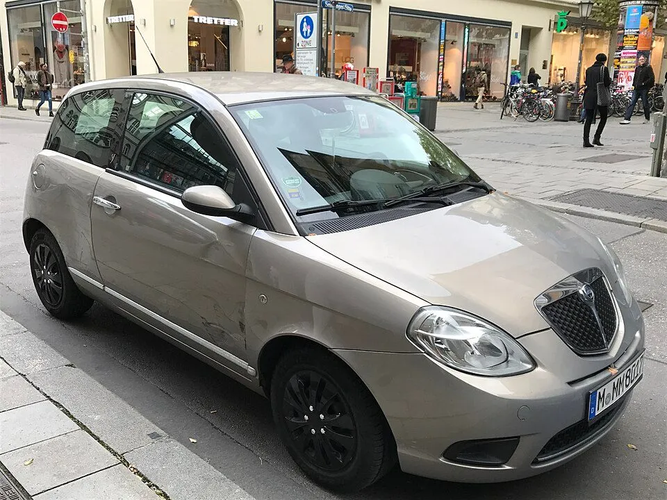 Lancia Ypsilon (1st gen)