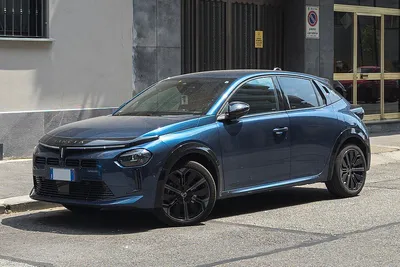 Lancia Ypsilon (4th gen)
