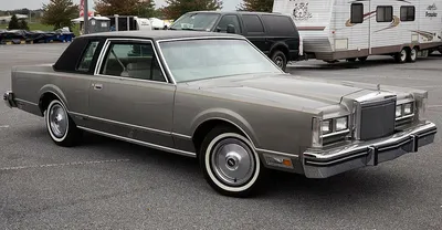 Lincoln Continental (6th gen)