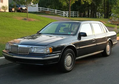Lincoln Continental (8th gen)