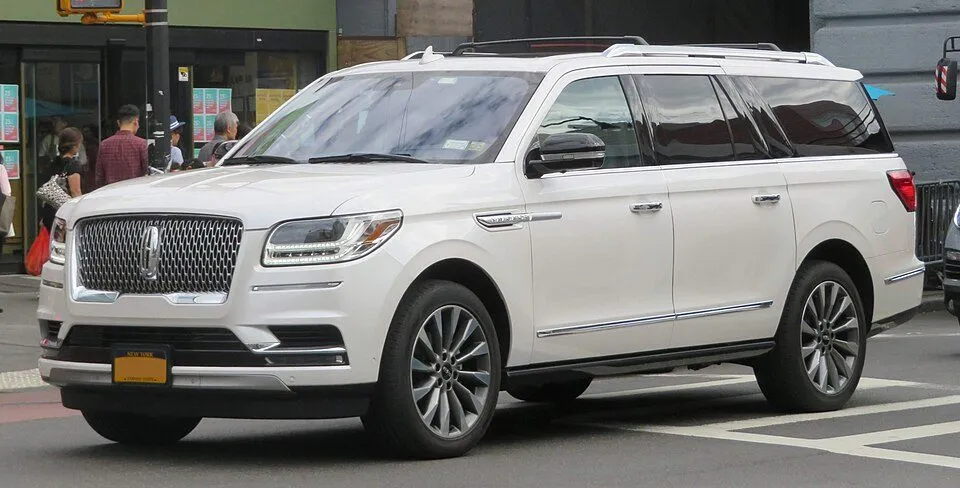 Lincoln Navigator (4th gen)