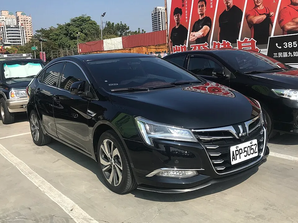 Luxgen S5