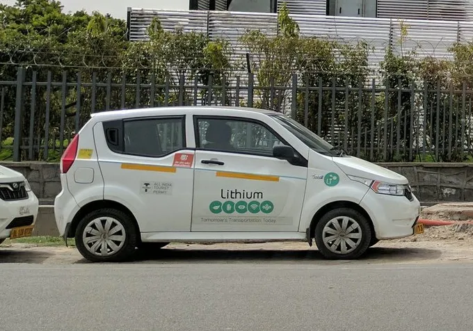Mahindra e2o Plus
