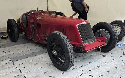 Maserati 26M