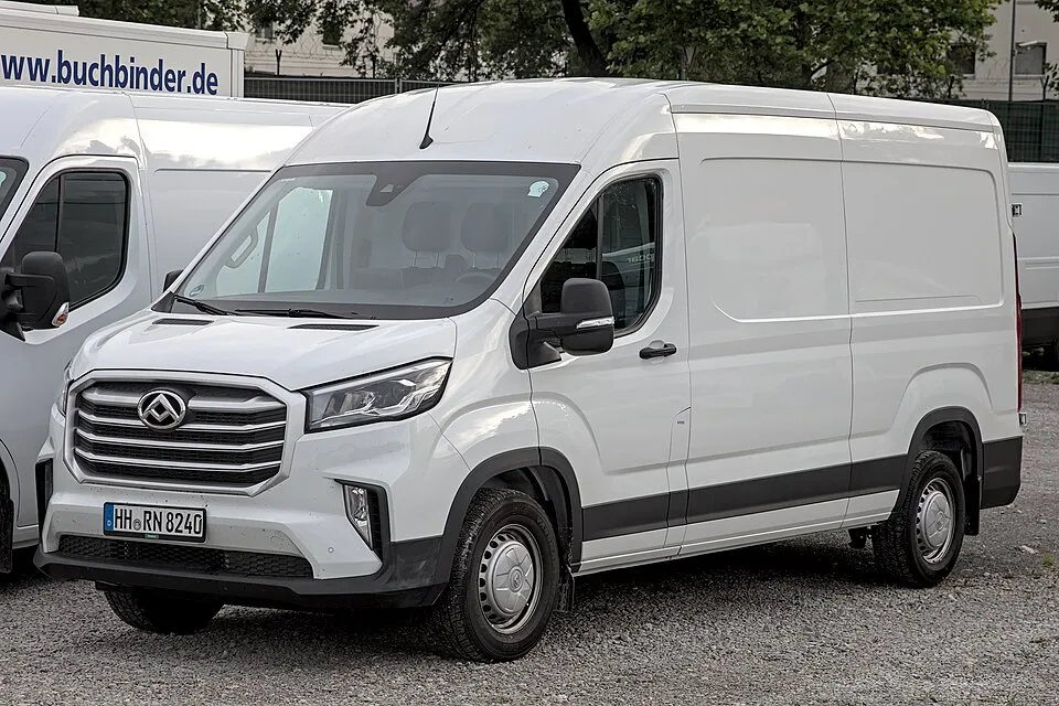 Maxus V90