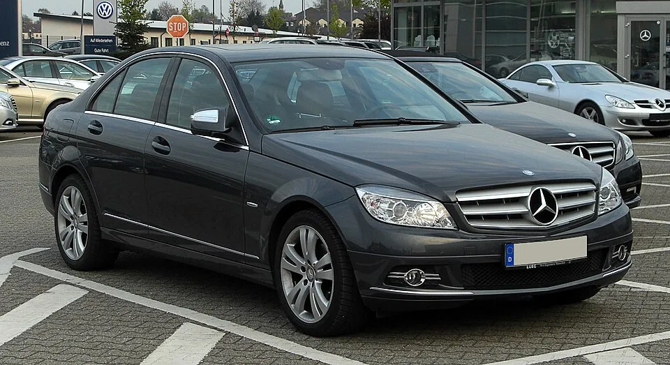 Mercedes-Benz C-Class (W204)