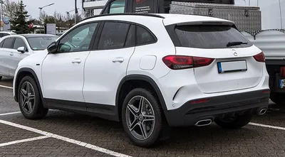 Mercedes-Benz GLA (H247)