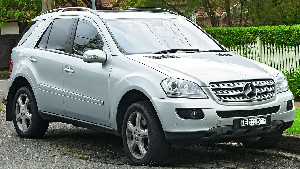 Mercedes-Benz M-Class (W164)