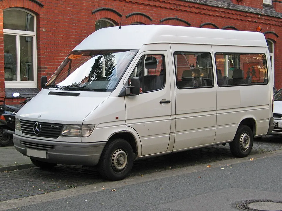 Mercedes-Benz Sprinter (1995)