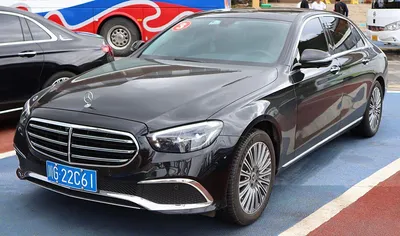 Mercedes-Benz V213