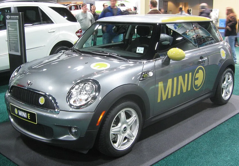 Mini E