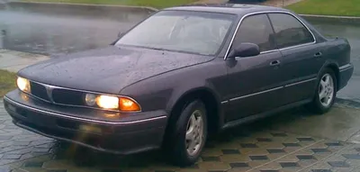 Mitsubishi Diamante (1st gen)