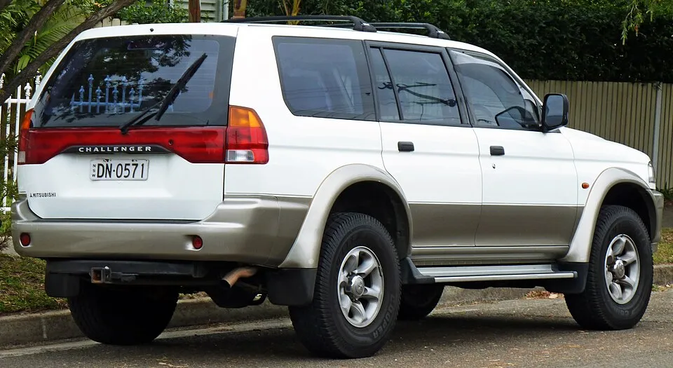 Mitsubishi Pajero Sport (K80/K90/PA/PA II)