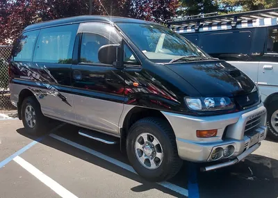 Mitsubishi Space Gear (4th gen)