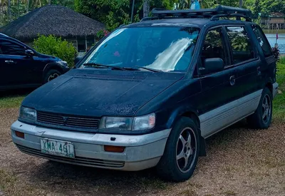 Mitsubishi Space Wagon (2nd gen)