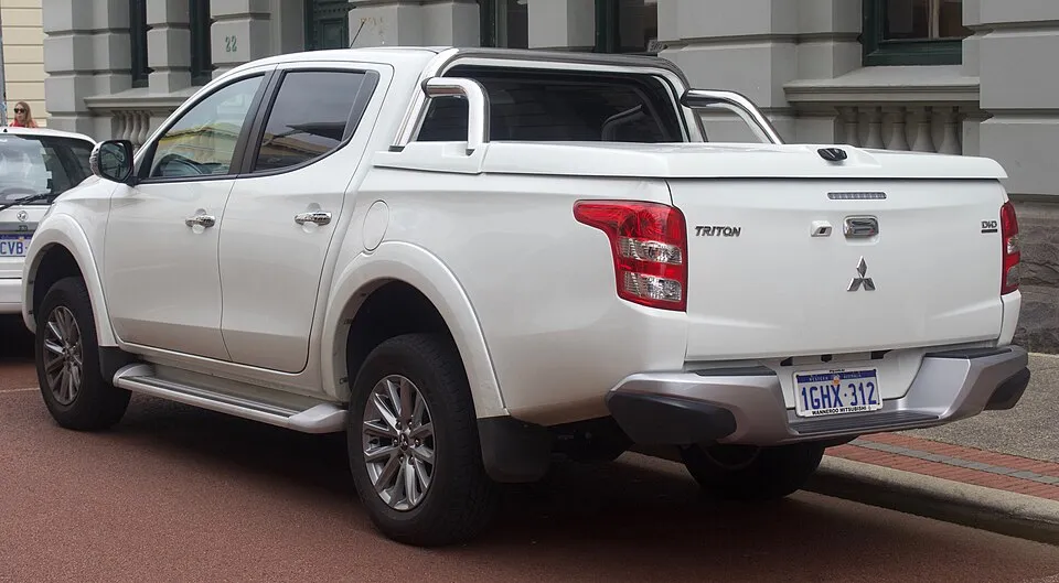 Mitsubishi Triton (KJ/KK/KL)