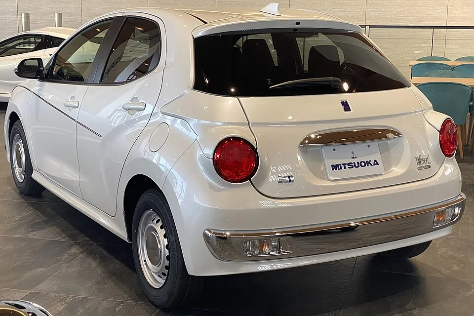 Mitsuoka Viewt (XP210)