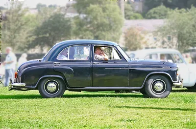 Morris Isis (2nd gen)