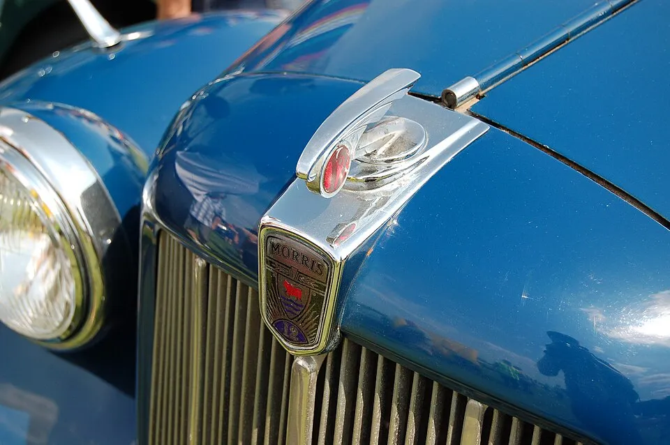Morris Twelve