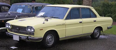 Nissan 300C (130)