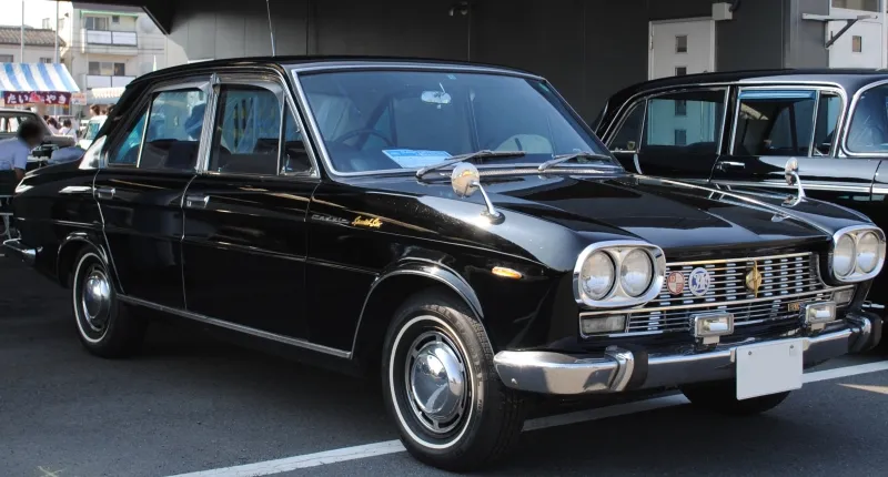 Nissan Cedric (130)