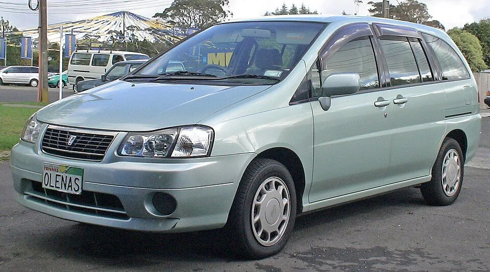 Nissan Liberty (M12)