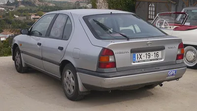 Nissan Primera (P10)