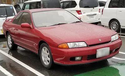 Nissan Skyline (R32)