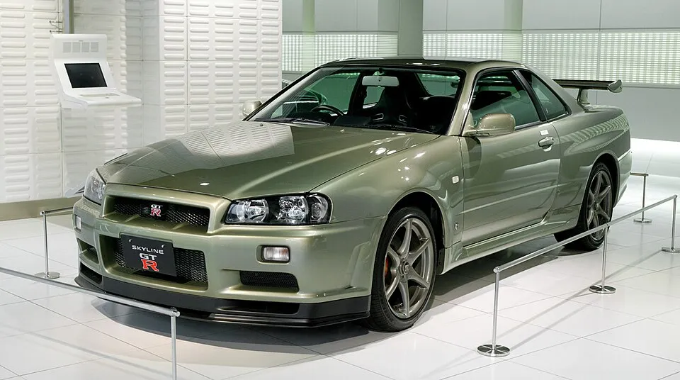 Nissan Skyline GT-R (5th gen)