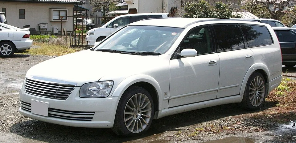 Nissan Stagea (M35)