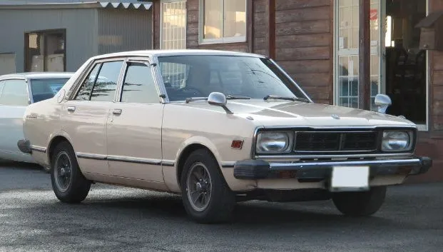 Nissan Stanza (2nd gen)