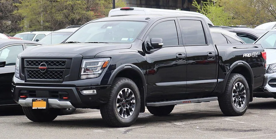 Nissan Titan (A61)