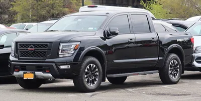 Nissan Titan (A61)