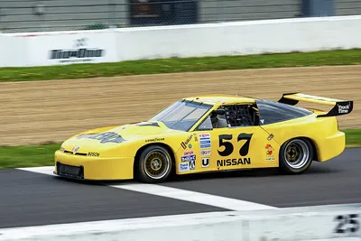 Nissan U-R