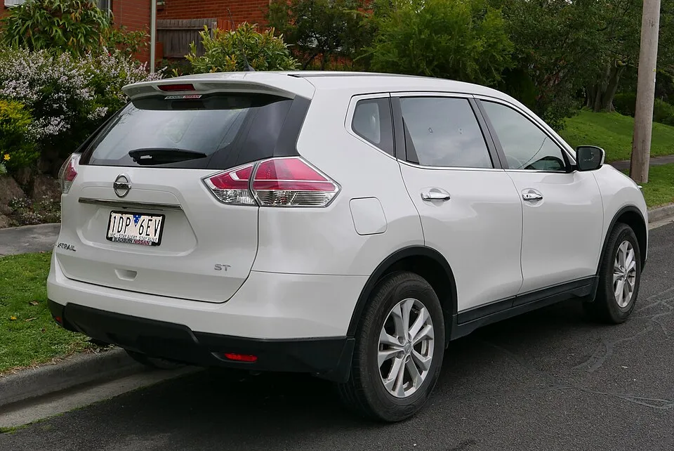 Nissan X-Trail (T32)