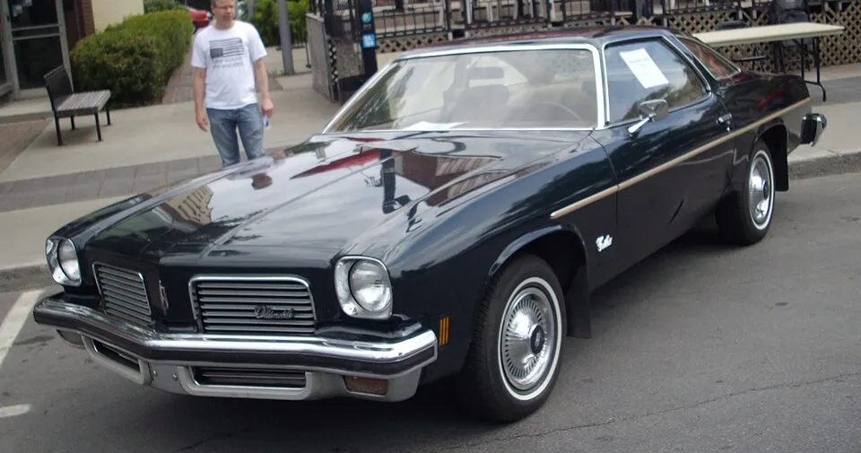 Oldsmobile Cutlass (4th gen)