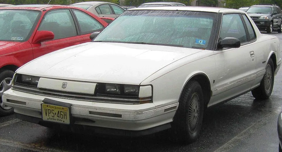 Oldsmobile Toronado (4th gen)