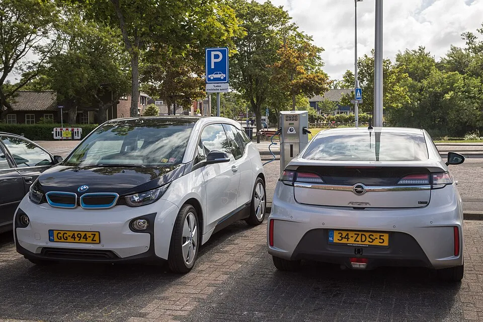 Opel Ampera
