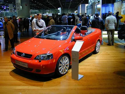 Opel Astra (Astra H – A04)