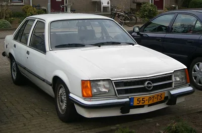 Opel Commodore (3rd gen)