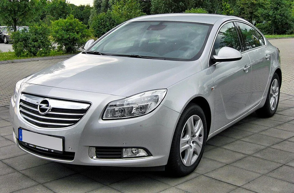 Opel Insignia (G09)