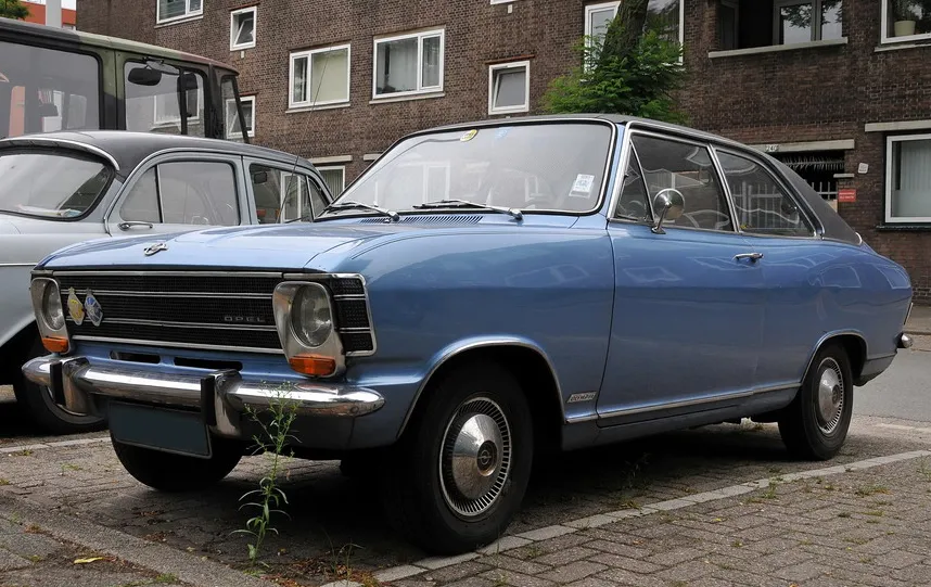 Opel Olympia (4th gen)