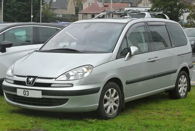 Peugeot 807 (1st gen)