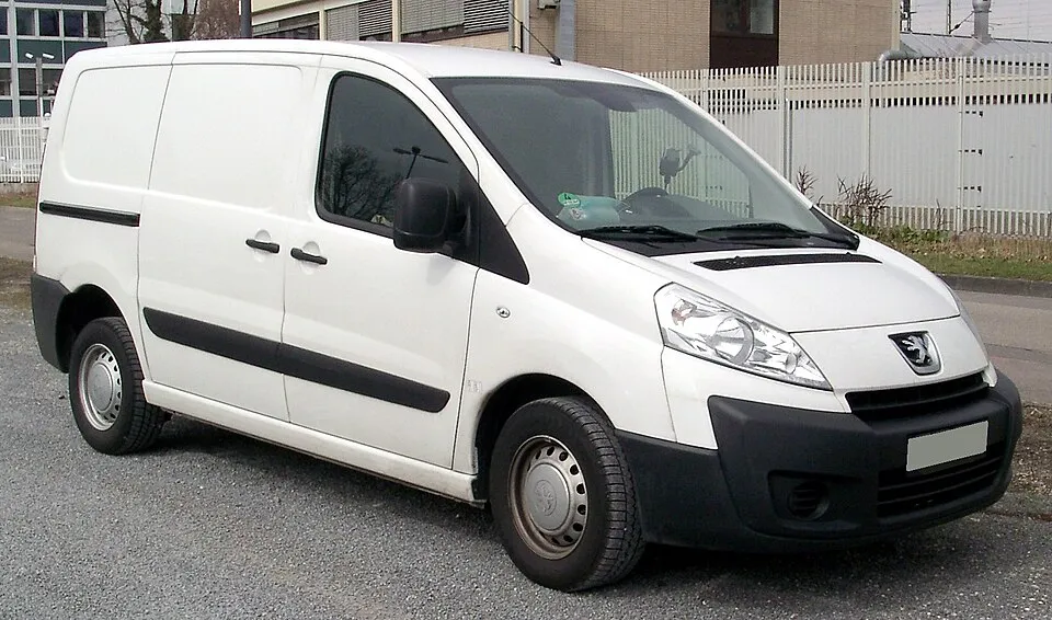 Peugeot EXPERT (G9)