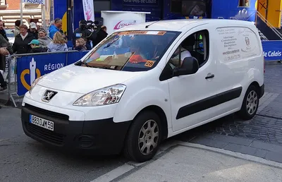 Peugeot Partner (B9)