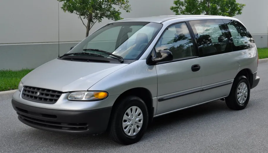 Plymouth Voyager (NS)